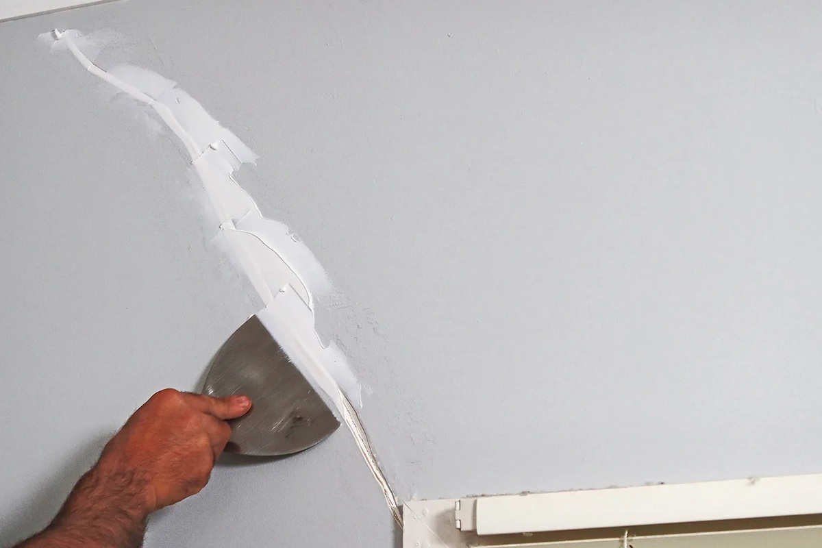 Halifax Homeowner’s Guide: Quick Wall Crack Fixes That Last